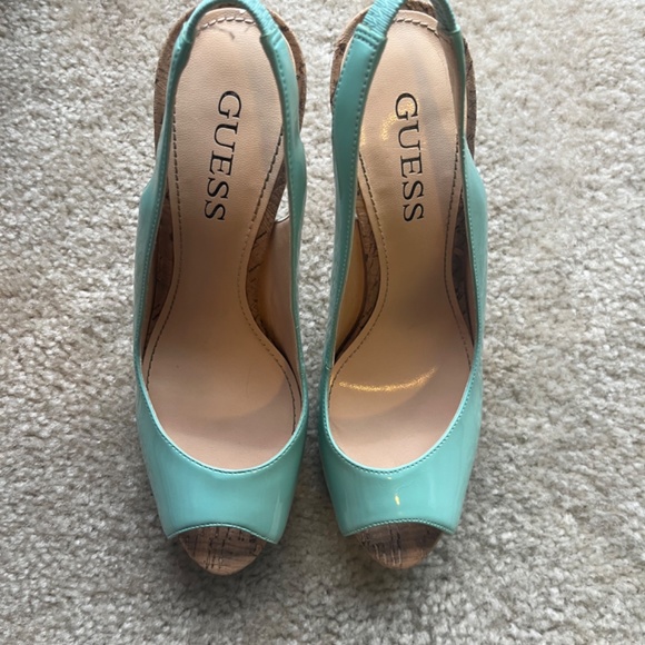 Guess brand peep toe teal heels, size 7.5, only worn once - Picture 3 of 4